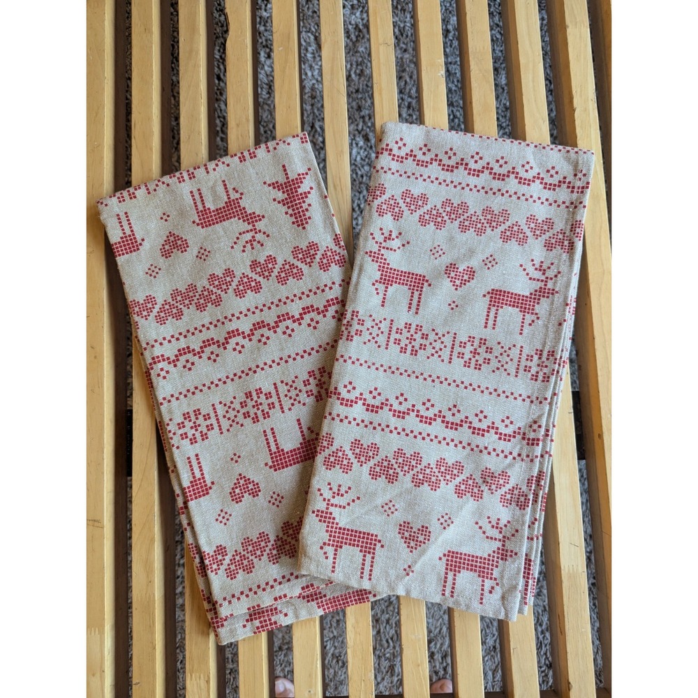 NWOT Luxe Habitat Cotton NORDIC 2 Hand Towel Set Christmas Holidays Reindeer